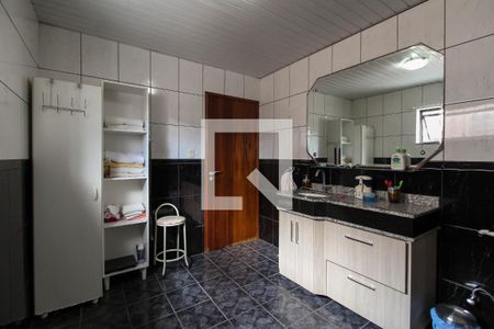 Casa à venda com 290m², 3 quartos e 2 vagas Casa à venda com 290m², 3 quartos e 2 vagasBanheiro