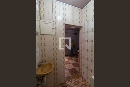 Casa à venda com 290m², 3 quartos e 2 vagas Casa à venda com 290m², 3 quartos e 2 vagasBanheiro de serviço