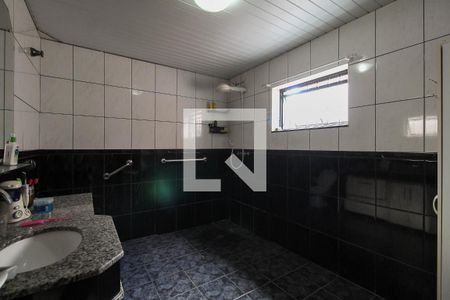 Casa à venda com 290m², 3 quartos e 2 vagas Casa à venda com 290m², 3 quartos e 2 vagasBanheiro