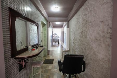 Casa à venda com 290m², 3 quartos e 2 vagas Casa à venda com 290m², 3 quartos e 2 vagasCorredor Externo