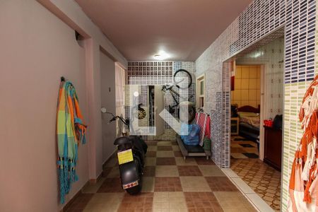 Casa à venda com 290m², 3 quartos e 2 vagas Casa à venda com 290m², 3 quartos e 2 vagasQuintal