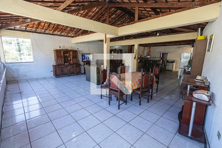 Casa à venda com 350m², 3 quartos e 4 vagasEsapaço gourmet / sala