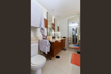 Apartamento para alugar com 190m², 3 quartos e 3 vagasSuíte 1 - Banheiro