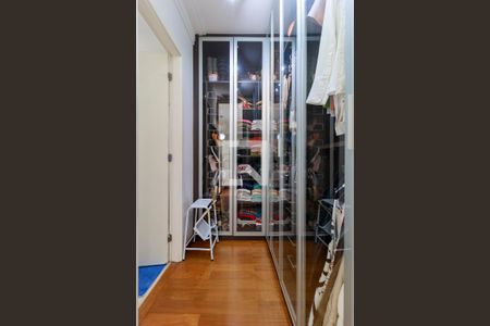 Apartamento para alugar com 190m², 3 quartos e 3 vagasSuíte 1 - Closet