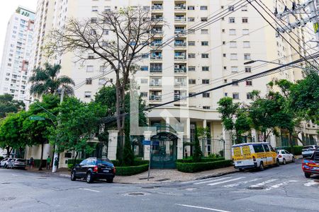 Apartamento para alugar com 190m², 3 quartos e 3 vagasFachada