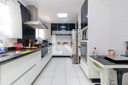 Apartamento para alugar com 190m², 3 quartos e 3 vagasCozinha
