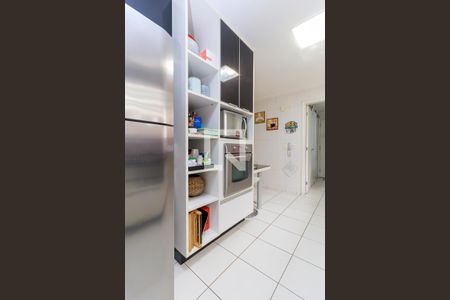Apartamento para alugar com 190m², 3 quartos e 3 vagasCozinha