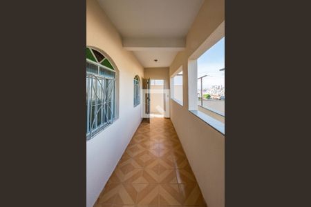 Varanda da Sala de casa para alugar com 2 quartos, 70m² em Palmeiras, Belo Horizonte