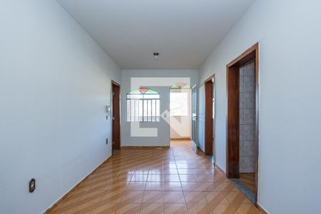 Sala de casa para alugar com 2 quartos, 70m² em Palmeiras, Belo Horizonte