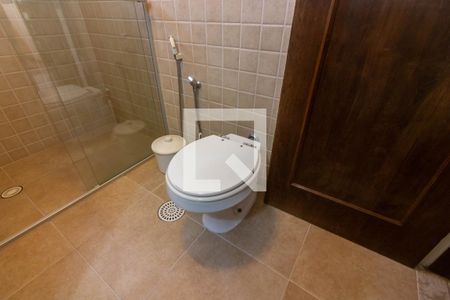 Apartamento à venda com 230m², 4 quartos e 2 vagasBanheiro 