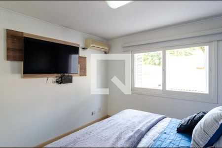 Casa de condomínio à venda com 270m², 4 quartos e 3 vagas Casa de condomínio à venda com 270m², 4 quartos e 3 vagasSuíte 1