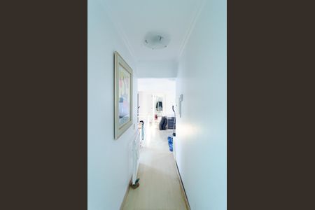 Casa de condomínio à venda com 270m², 4 quartos e 3 vagas Casa de condomínio à venda com 270m², 4 quartos e 3 vagasHall dos Quartos