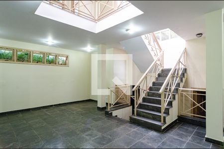 Casa de condomínio à venda com 270m², 4 quartos e 3 vagas Casa de condomínio à venda com 270m², 4 quartos e 3 vagasSalão de Festas