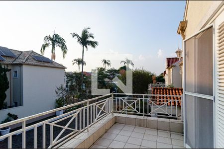 Casa de condomínio à venda com 270m², 4 quartos e 3 vagas Casa de condomínio à venda com 270m², 4 quartos e 3 vagasVaranda do Quarto 3