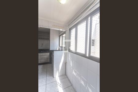 Apartamento à venda com 82m², 3 quartos e 1 vaga Apartamento à venda com 82m², 3 quartos e 1 vagaÁrea de serviço