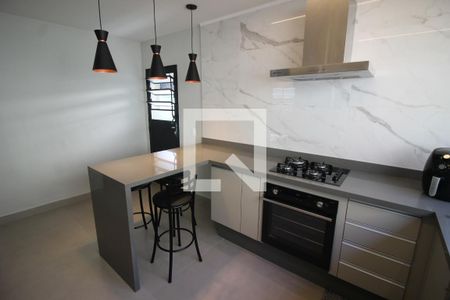 Casa à venda com 192m², 3 quartos e 4 vagasCozinha