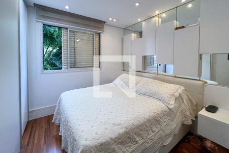 Apartamento à venda com 65m², 2 quartos e 2 vagasSuíte