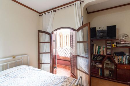 Casa à venda com 428m², 7 quartos e 4 vagasQuarto 2