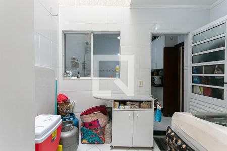 Casa à venda com 92m², 3 quartos e 2 vagas Casa à venda com 92m², 3 quartos e 2 vagasÁrea de Serviço