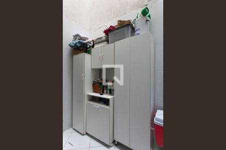 Casa à venda com 92m², 3 quartos e 2 vagas Casa à venda com 92m², 3 quartos e 2 vagasÁrea de Serviço