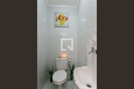 Casa à venda com 92m², 3 quartos e 2 vagas Casa à venda com 92m², 3 quartos e 2 vagasLavabo