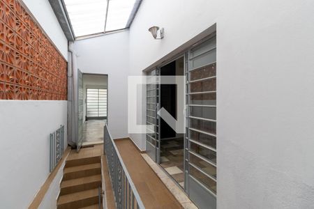 Casa à venda com 233m², 4 quartos e 2 vagas Casa à venda com 233m², 4 quartos e 2 vagasVista do quarto 3