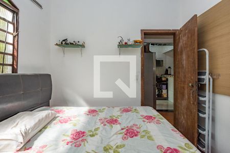 Casa à venda com 463m², 5 quartos e 5 vagas Casa à venda com 463m², 5 quartos e 5 vagasQuarto 2