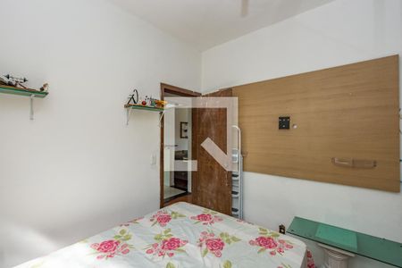 Casa à venda com 463m², 5 quartos e 5 vagas Casa à venda com 463m², 5 quartos e 5 vagasQuarto 2