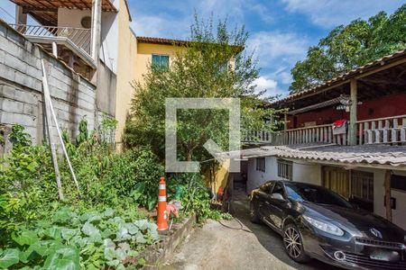 Casa à venda com 463m², 5 quartos e 5 vagas Casa à venda com 463m², 5 quartos e 5 vagasGaragem - Quintal