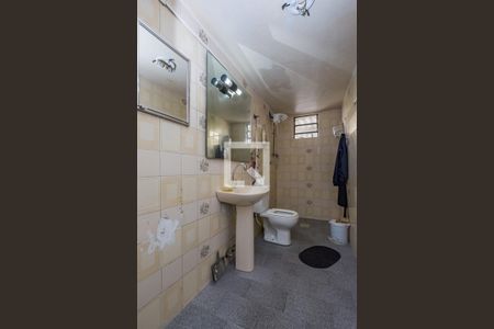 Casa à venda com 463m², 5 quartos e 5 vagas Casa à venda com 463m², 5 quartos e 5 vagasBanheiro Social