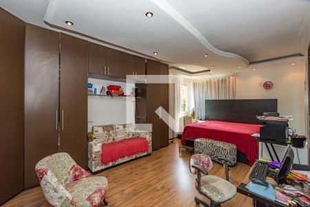 Casa à venda com 463m², 5 quartos e 5 vagas Casa à venda com 463m², 5 quartos e 5 vagasSuíte