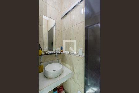 Casa à venda com 463m², 5 quartos e 5 vagas Casa à venda com 463m², 5 quartos e 5 vagasBanheiro Social