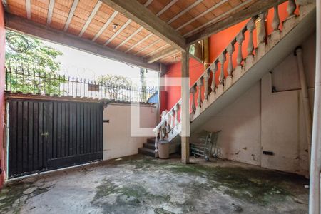 Casa à venda com 463m², 5 quartos e 5 vagas Casa à venda com 463m², 5 quartos e 5 vagasGaragem