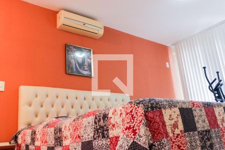 Casa à venda com 500m², 4 quartos e 2 vagas Casa à venda com 500m², 4 quartos e 2 vagasSuíte 2