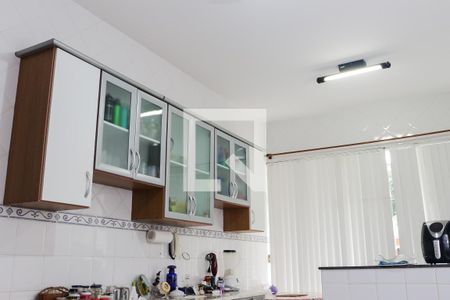 Casa à venda com 500m², 4 quartos e 2 vagas Casa à venda com 500m², 4 quartos e 2 vagasCozinha