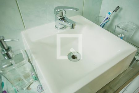 Apartamento à venda com 60m², 2 quartos e 1 vagaBanheiro - Torneira