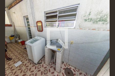 Casa à venda com 90m², 1 quarto e 6 vagas Casa à venda com 90m², 1 quarto e 6 vagasCozinha e Área de Serviço