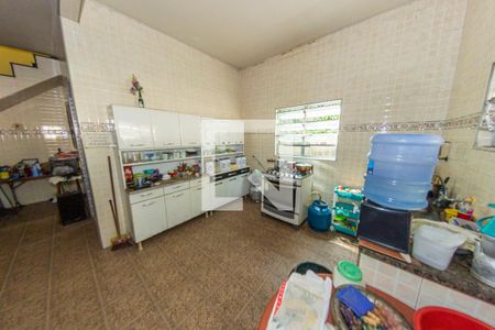 Casa à venda com 90m², 1 quarto e 6 vagas Casa à venda com 90m², 1 quarto e 6 vagasCozinha e Área de Serviço