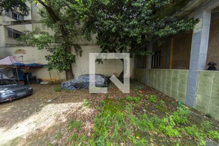 Casa à venda com 90m², 1 quarto e 6 vagas Casa à venda com 90m², 1 quarto e 6 vagasÁrea externa