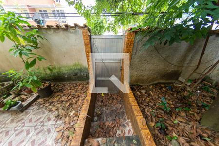 Casa à venda com 90m², 1 quarto e 6 vagas Casa à venda com 90m², 1 quarto e 6 vagasÁrea externa