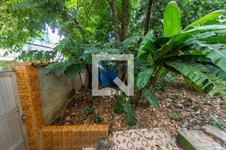 Casa à venda com 90m², 1 quarto e 6 vagas Casa à venda com 90m², 1 quarto e 6 vagasÁrea externa