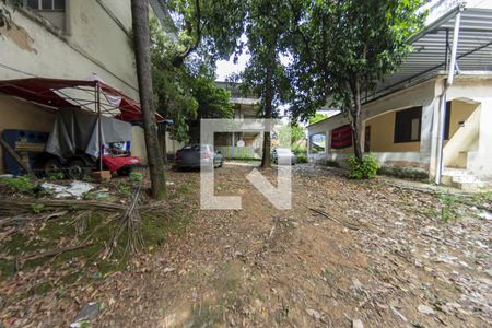 Casa à venda com 90m², 1 quarto e 6 vagas Casa à venda com 90m², 1 quarto e 6 vagasÁrea externa