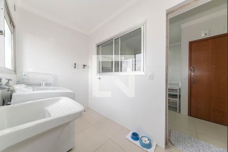 Apartamento à venda com 115m², 2 quartos e 1 vaga Apartamento à venda com 115m², 2 quartos e 1 vagaÁrea de Serviço
