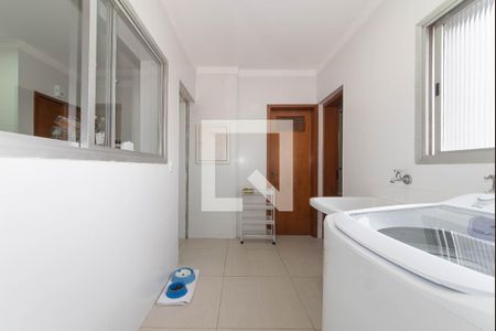 Apartamento à venda com 115m², 2 quartos e 1 vaga Apartamento à venda com 115m², 2 quartos e 1 vagaÁrea de Serviço