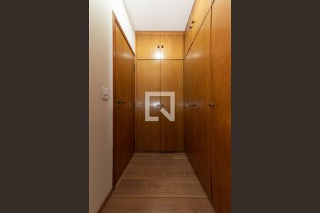 Apartamento à venda com 115m², 2 quartos e 1 vaga Apartamento à venda com 115m², 2 quartos e 1 vagaSuíte - Closet