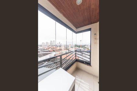 Apartamento à venda com 115m², 2 quartos e 1 vaga Apartamento à venda com 115m², 2 quartos e 1 vagaSacada da Suíte