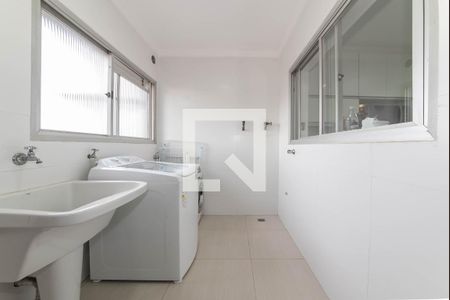 Apartamento à venda com 115m², 2 quartos e 1 vaga Apartamento à venda com 115m², 2 quartos e 1 vagaÁrea de Serviço