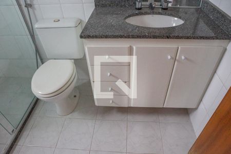 Apartamento à venda com 72m², 2 quartos e 1 vaga Apartamento à venda com 72m², 2 quartos e 1 vagaBanheiro da Suíte