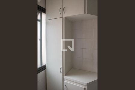 Apartamento à venda com 72m², 2 quartos e 1 vaga Apartamento à venda com 72m², 2 quartos e 1 vagaÁrea de Serviço