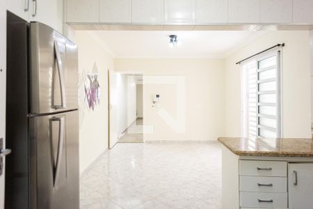 Casa à venda com 170m², 3 quartos e 2 vagas Casa à venda com 170m², 3 quartos e 2 vagasCozinha